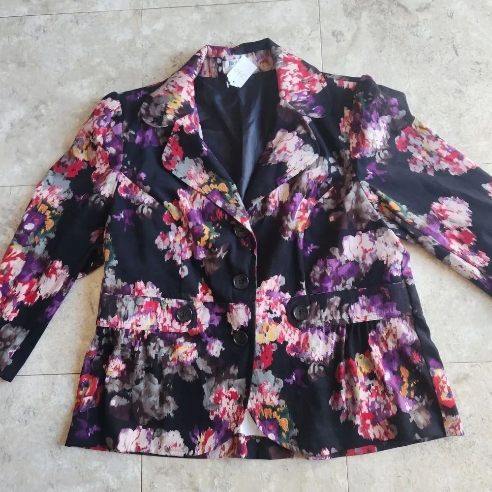 J40 Hartfield Designs stylish purple pink & green floral 3 button fitted blazer